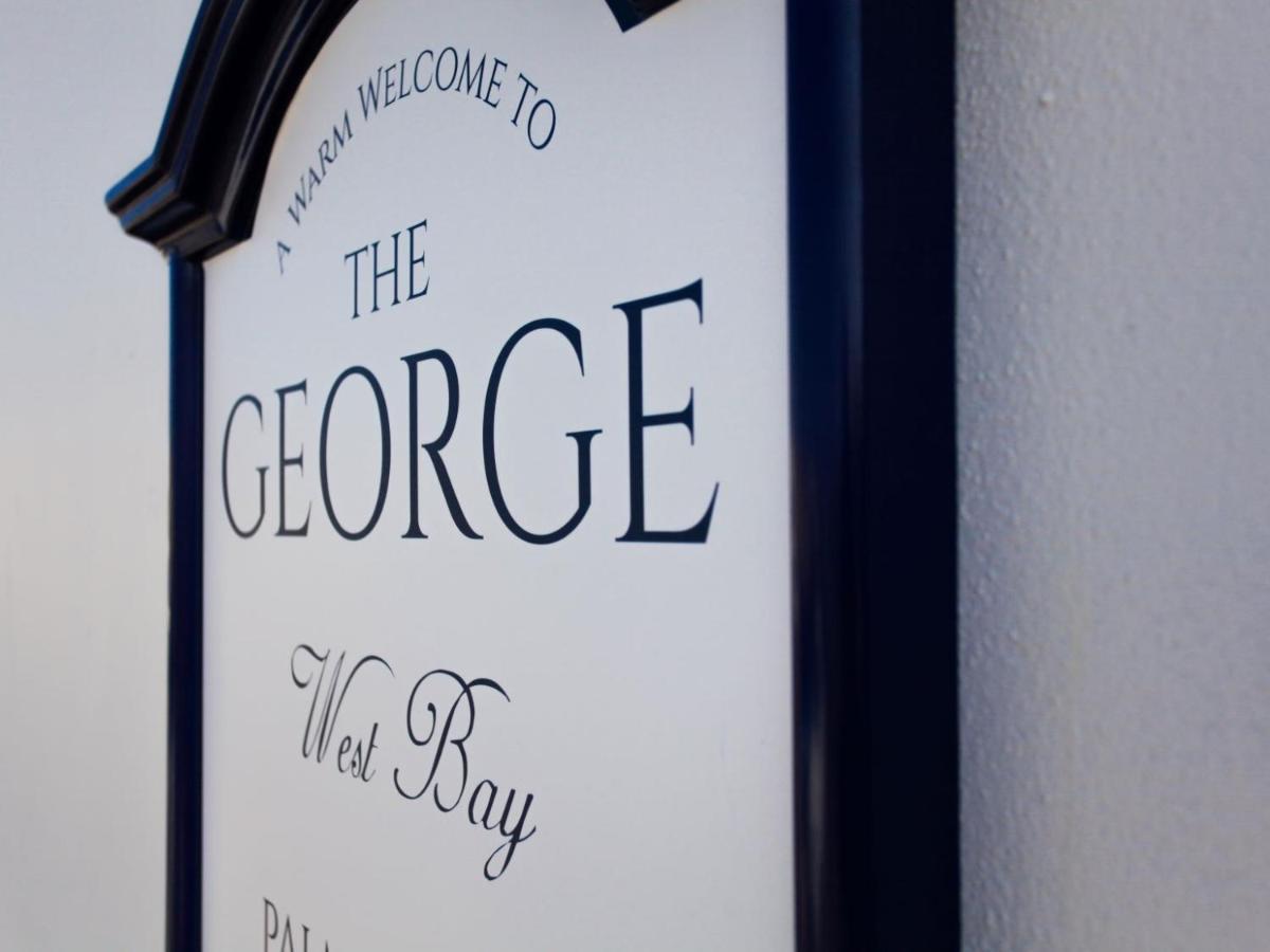 The George Hotel West Bay Bagian luar foto